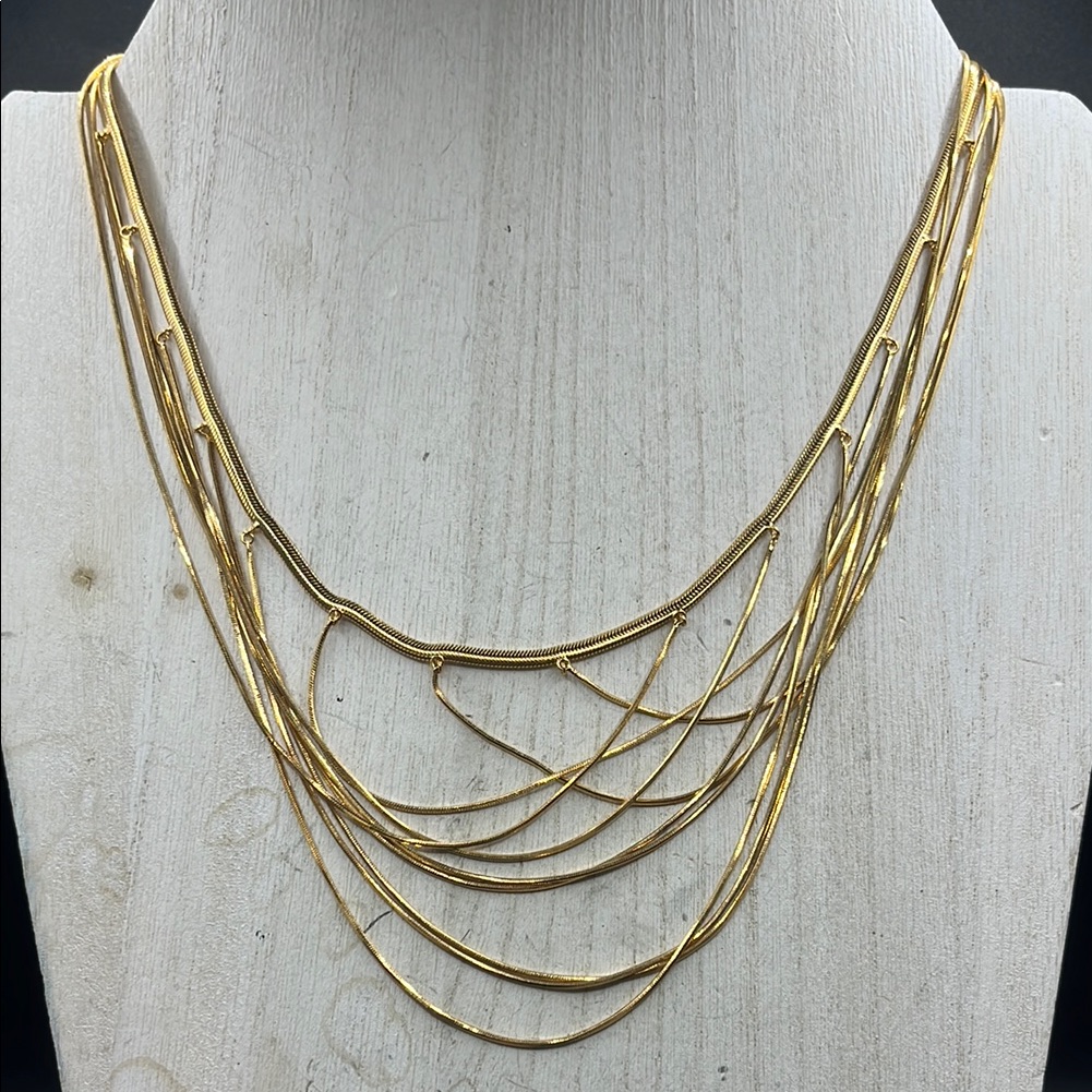 Serefina Cascade Necklace 30$